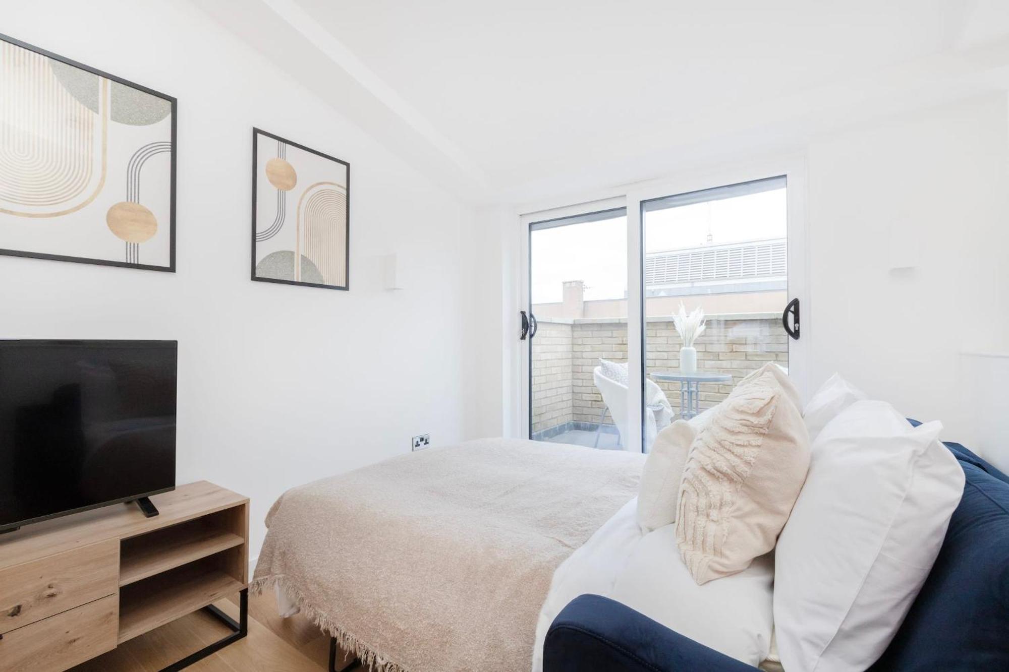 Fitzrovia & Soho - 2Br With Balcony - Cityapartmentstay Londyn Zewnętrze zdjęcie