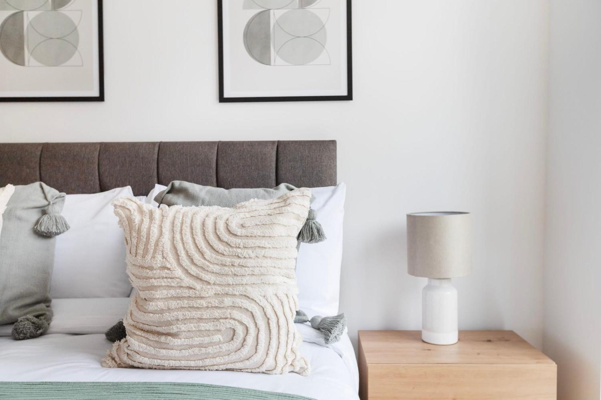 Fitzrovia & Soho - 2Br With Balcony - Cityapartmentstay Londyn Zewnętrze zdjęcie